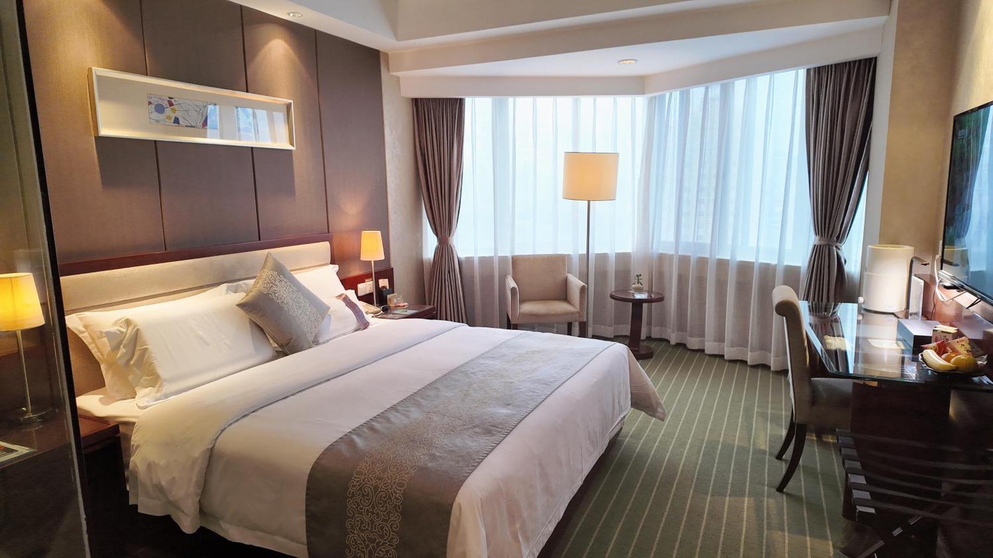 Kunming Haitian Hotel Экстерьер фото